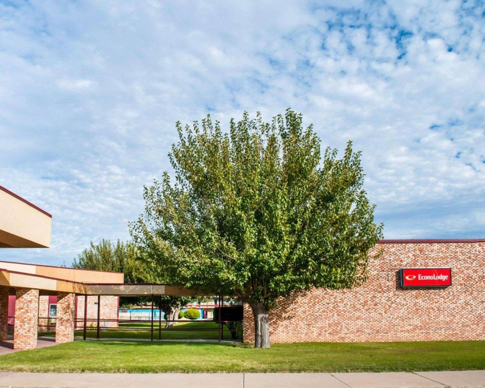 Econo Lodge Carlsbad Caverns Area Bagian luar foto