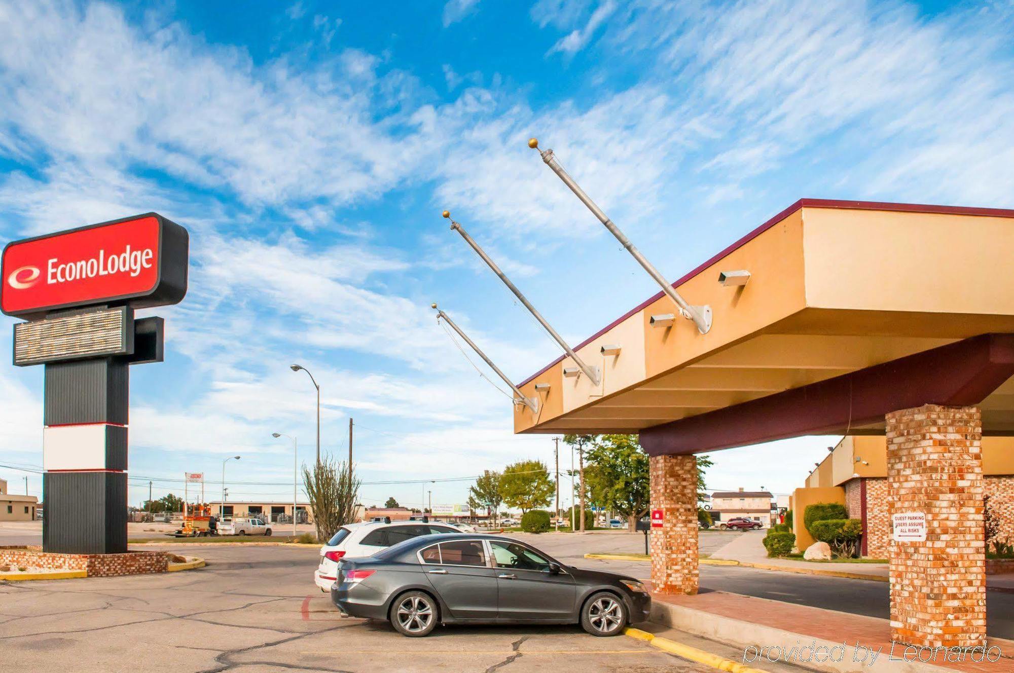 Econo Lodge Carlsbad Caverns Area Bagian luar foto