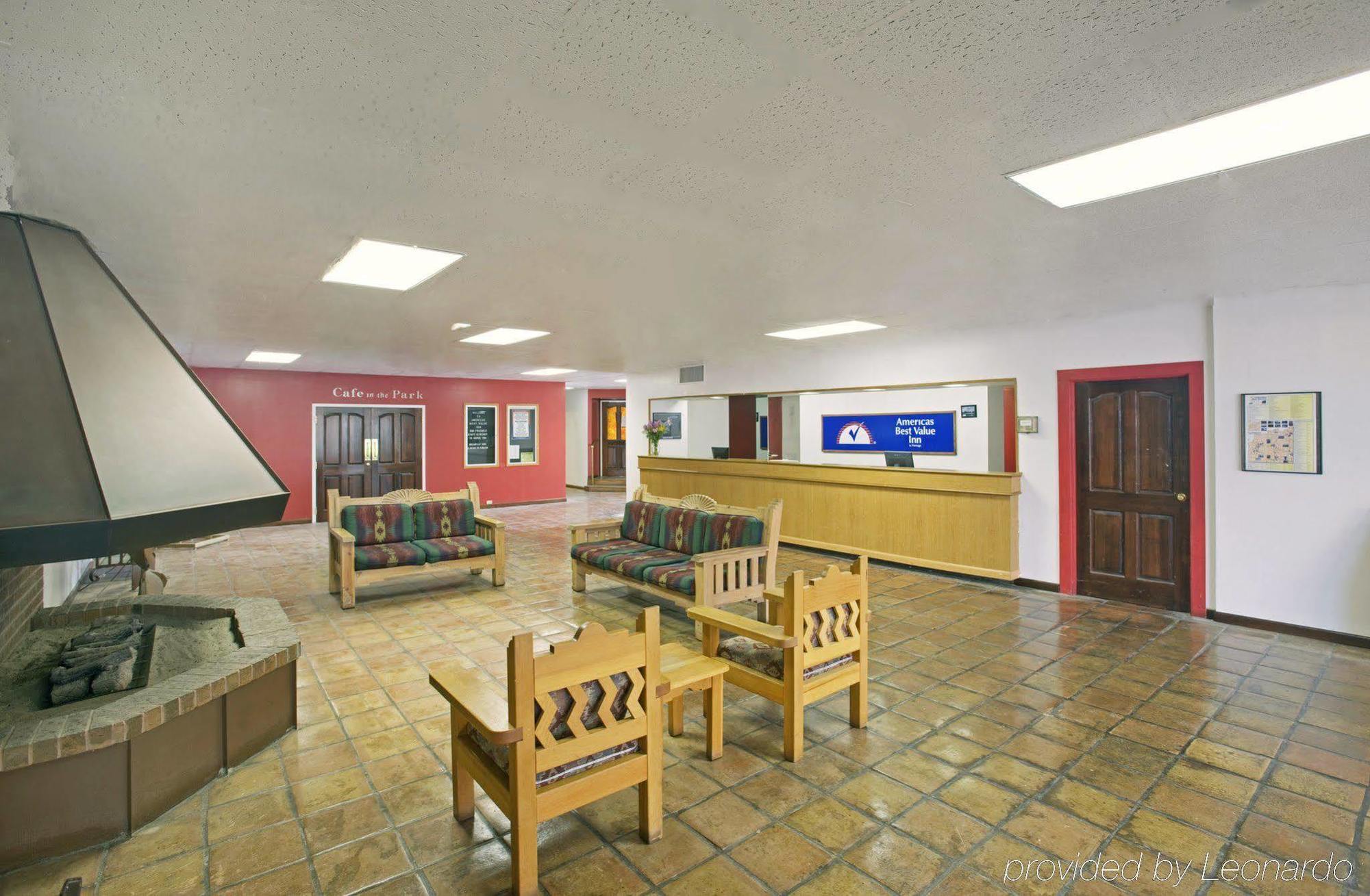 Econo Lodge Carlsbad Interior foto