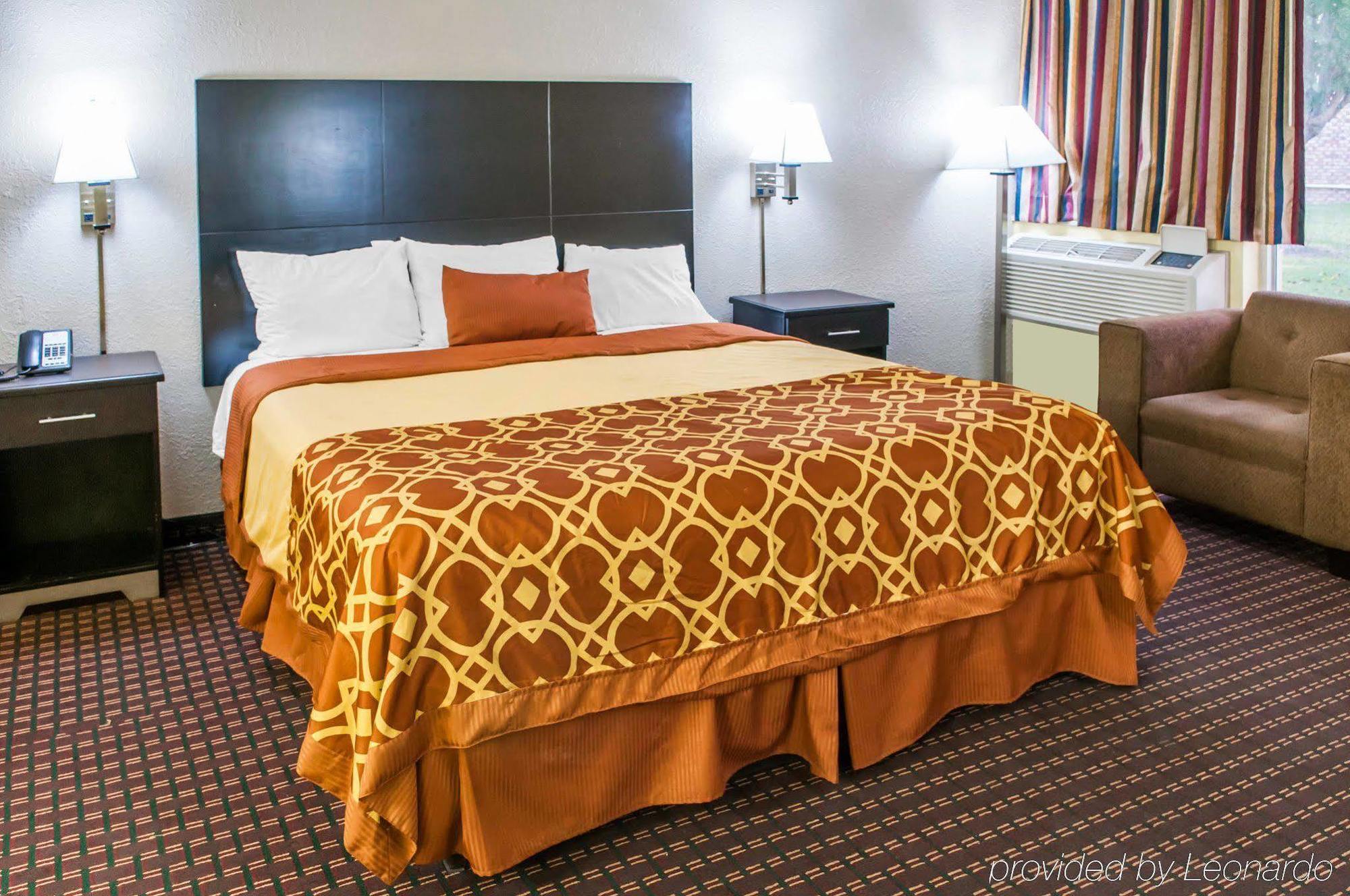 Econo Lodge Carlsbad Caverns Area Bagian luar foto