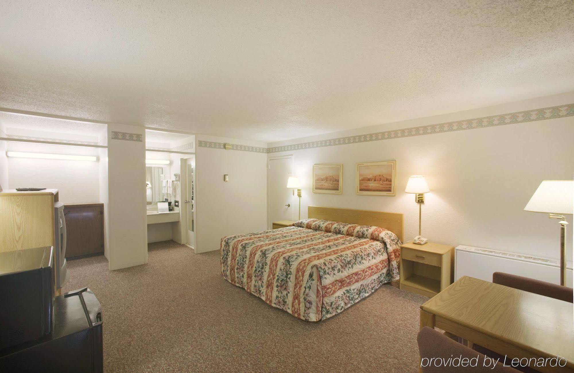 Econo Lodge Carlsbad Caverns Area Ruang foto